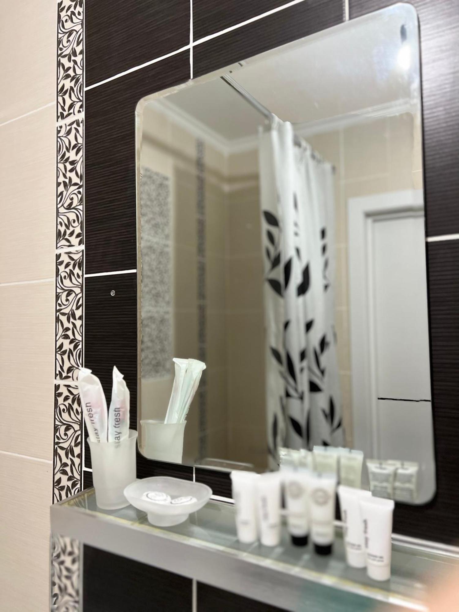 Hyat Apartment Biskek Kültér fotó