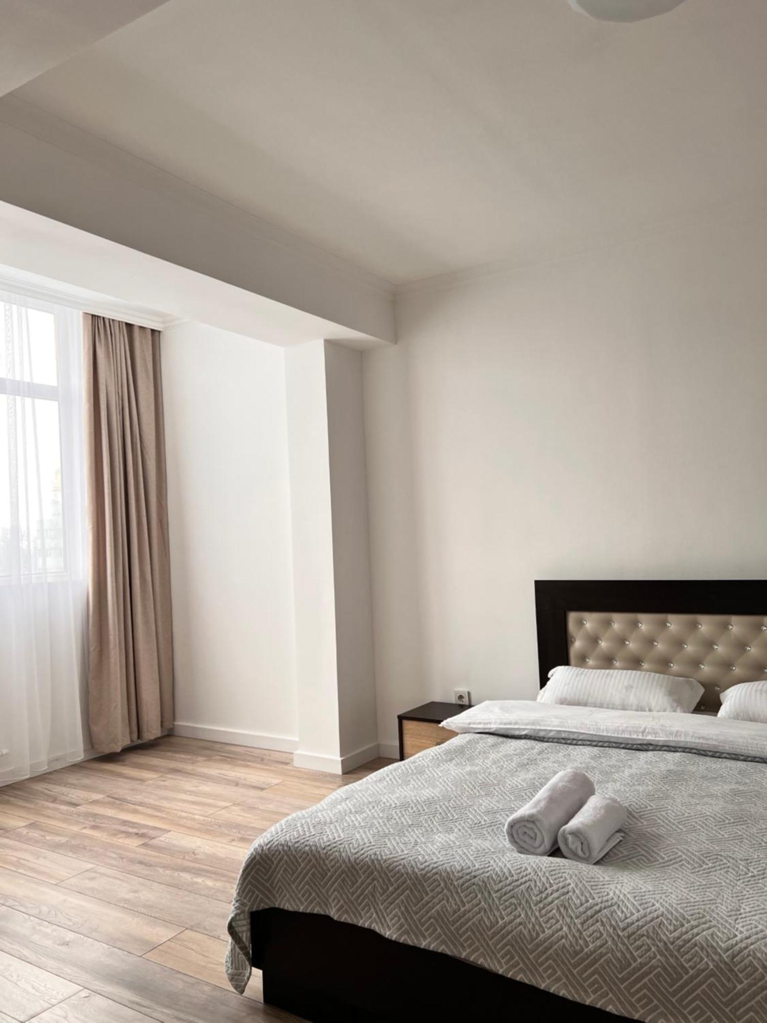 Hyat Apartment Biskek Kültér fotó