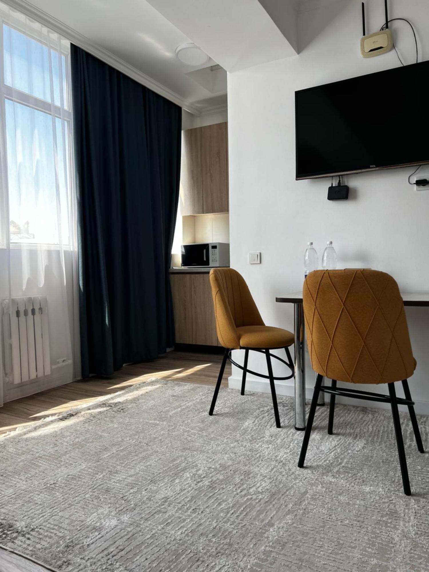 Hyat Apartment Biskek Kültér fotó