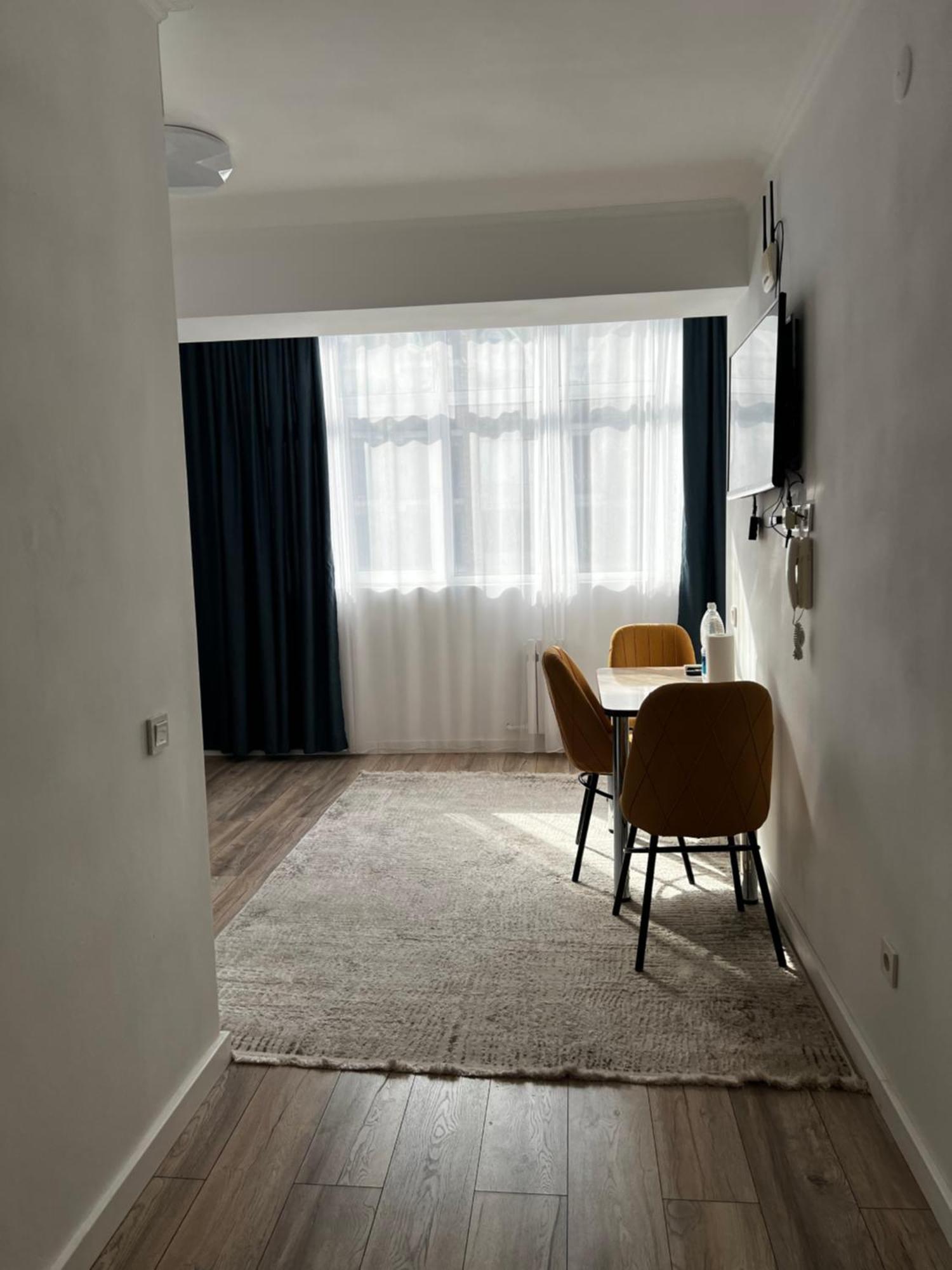 Hyat Apartment Biskek Kültér fotó